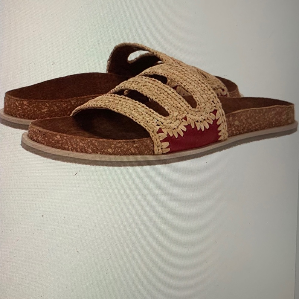Free People Crete footbed tan sandal.     New - Picture 2 of 5